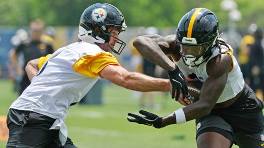Rodgers looks, sounds amped up to join Steelers taken on the South Side (Top story). Photo by JUSTIN K. ALLER / GETTY